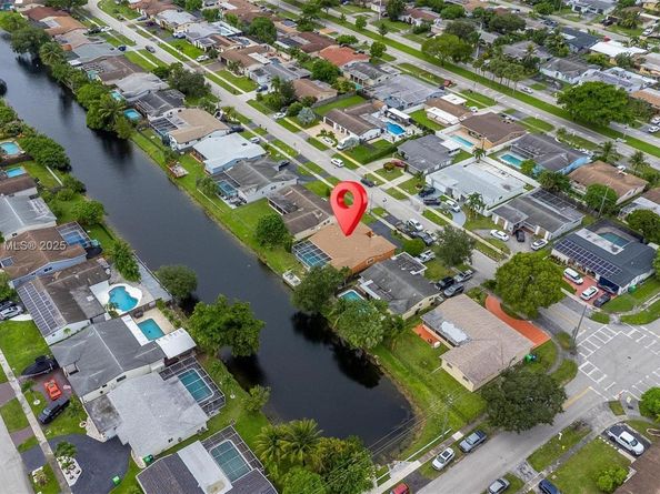 9200 NW 21st Mnr, Sunrise FL 33322