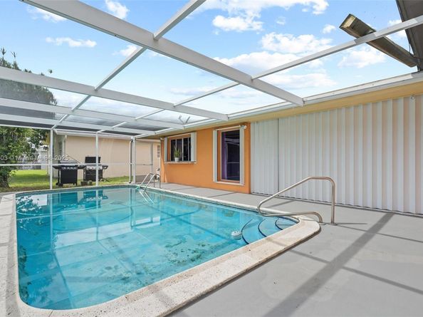 9200 NW 21st Mnr, Sunrise FL 33322