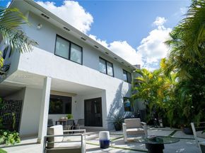 2524 SW 112th Ave, Miami FL 33165