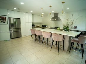 2524 SW 112th Ave, Miami FL 33165