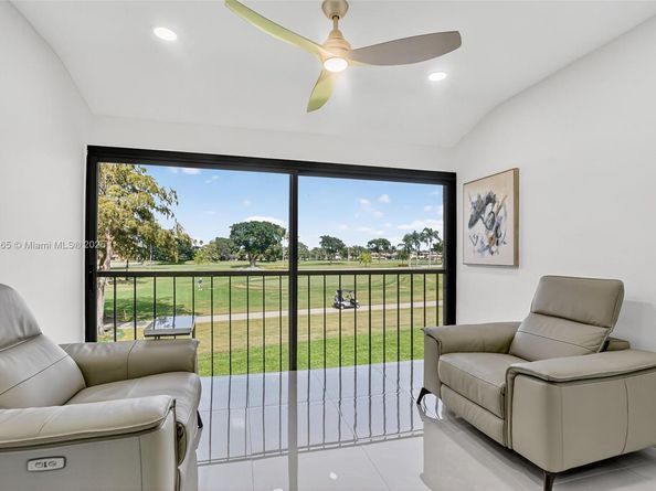 21860 Arriba Real 4D, Boca Raton FL 33433
