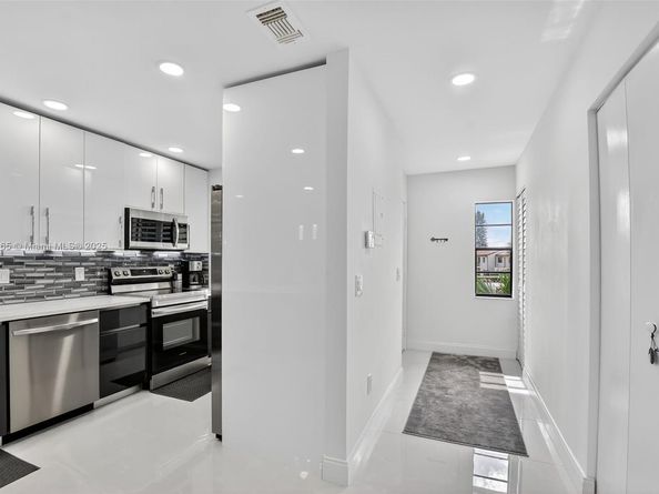 21860 Arriba Real 4D, Boca Raton FL 33433