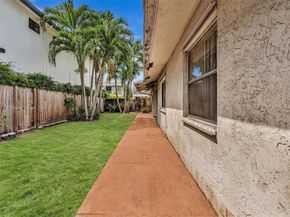 312 SW 9th St, Fort Lauderdale FL 33315