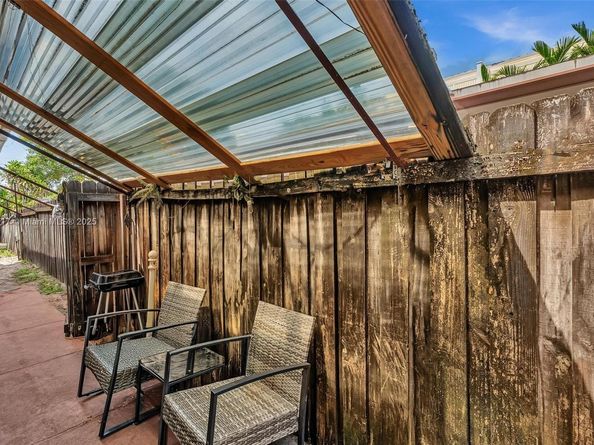 312 SW 9th St, Fort Lauderdale FL 33315