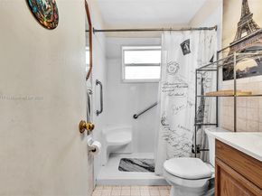 312 SW 9th St, Fort Lauderdale FL 33315
