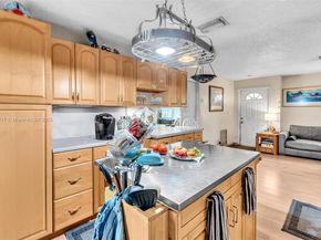 312 SW 9th St, Fort Lauderdale FL 33315