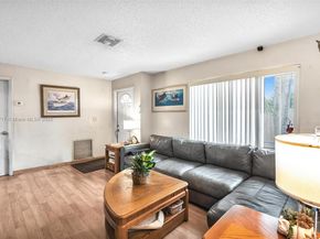 312 SW 9th St, Fort Lauderdale FL 33315