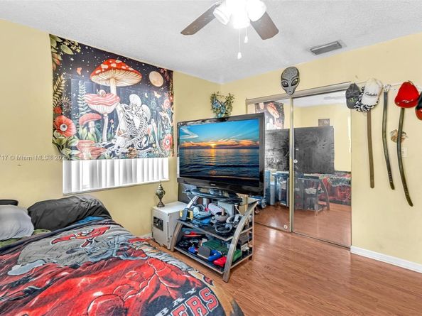 312 SW 9th St, Fort Lauderdale FL 33315