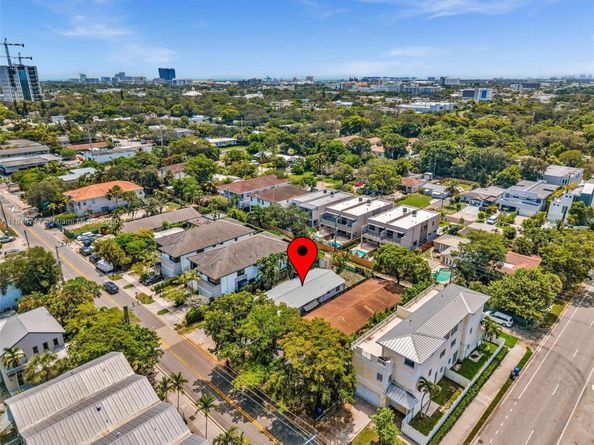 312 SW 9th St, Fort Lauderdale FL 33315