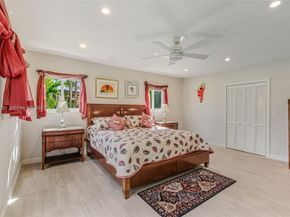 8001 SW 66th Ter, Miami FL 33143