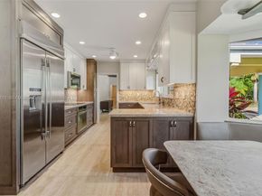 8001 SW 66th Ter, Miami FL 33143