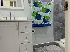13006 SW 50th St, Miami FL 33175