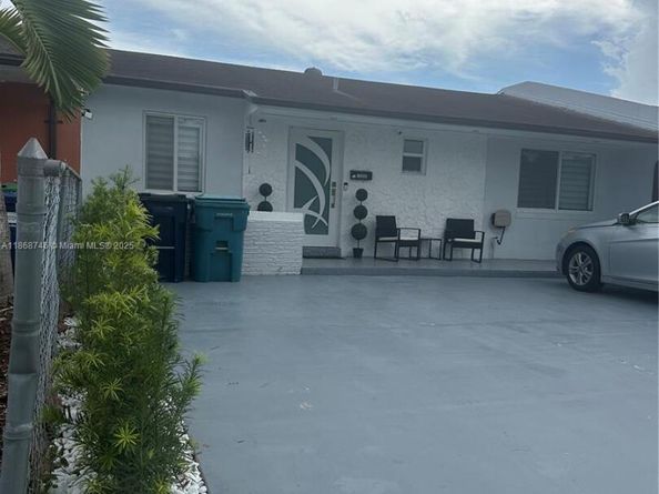 13006 SW 50th St, Miami FL 33175