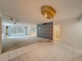 806 Cypress Grove Ln 303, Pompano Beach FL 33069