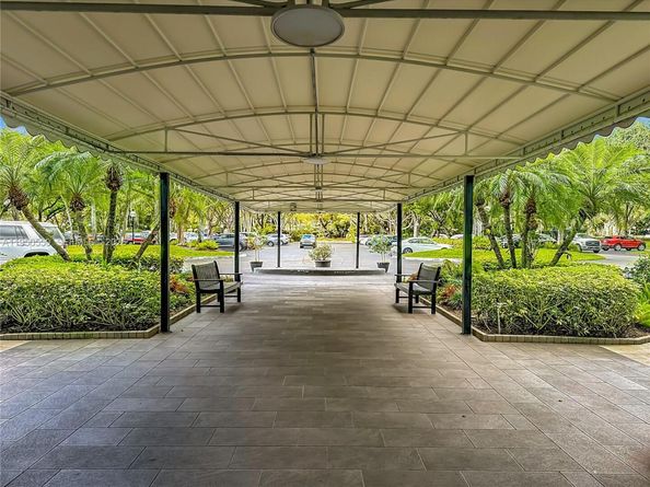 806 Cypress Grove Ln 303, Pompano Beach FL 33069