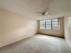 806 Cypress Grove Ln 303, Pompano Beach FL 33069