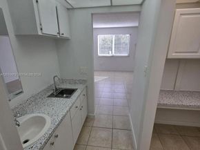6980 NW 186th St 3227A, Hialeah FL 33015