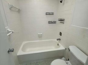 6980 NW 186th St 3227A, Hialeah FL 33015