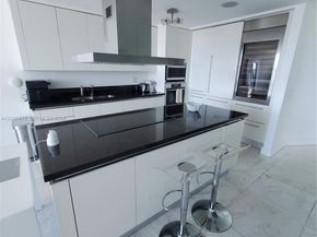 Undisclosed Address #A12000411, Aventura FL 33180