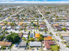 3630 SW 87th Ave, Miami FL 33165
