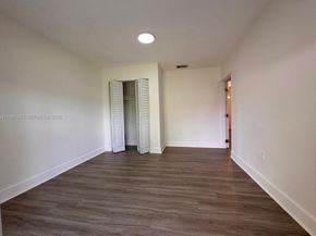 3630 SW 87th Ave, Miami FL 33165