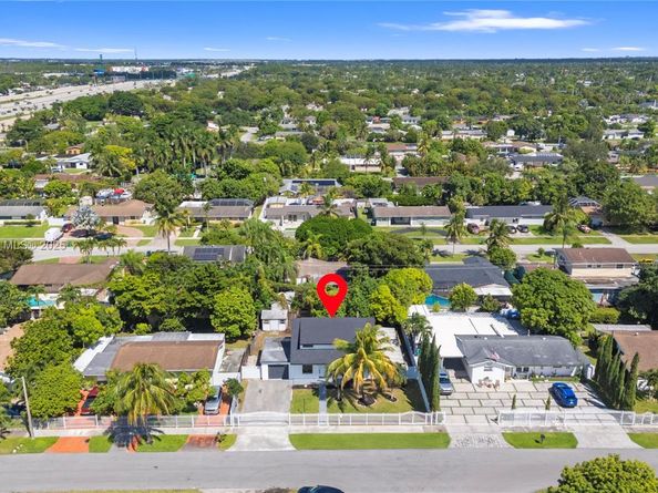 11301 SW 177th St, Miami FL 33157