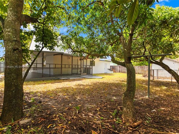 11301 SW 177th St, Miami FL 33157