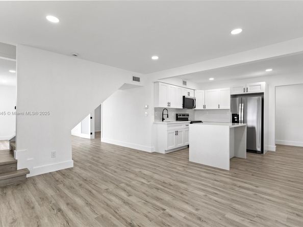 11301 SW 177th St, Miami FL 33157