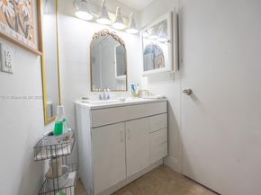 6276 NW 186th St 112, Hialeah FL 33015