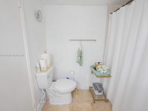 6276 NW 186th St 112, Hialeah FL 33015