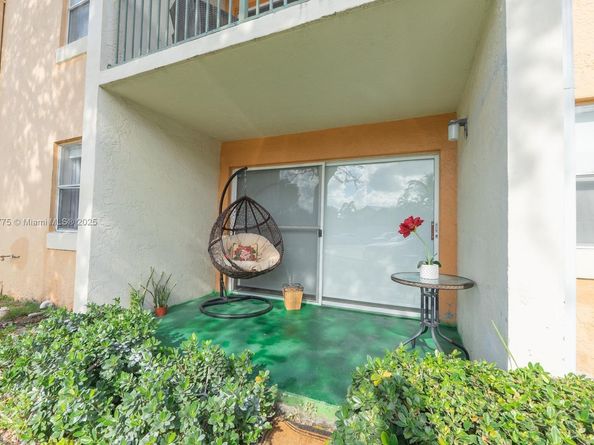 6276 NW 186th St 112, Hialeah FL 33015