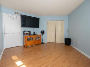 6276 NW 186th St 112, Hialeah FL 33015