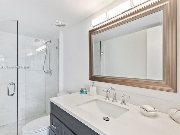 19101 NE 36th Ct 2501, Aventura FL 33180