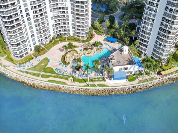 19101 NE 36th Ct 2501, Aventura FL 33180