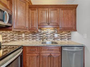 2801 Somerset Dr 408, Lauderdale Lakes FL 33311