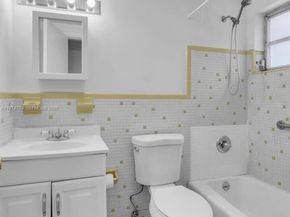 17050 NE 14th Ave 106, Miami FL 33162