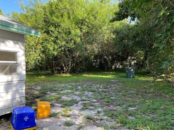 156 S Pearl St, Boca Raton FL 33432