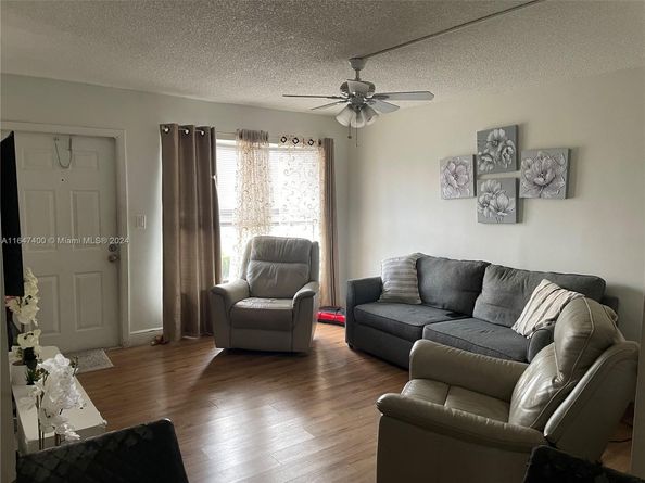 10054 Winding Lake Rd 103, Sunrise FL 33351