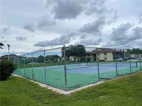 10054 Winding Lake Rd 103, Sunrise FL 33351