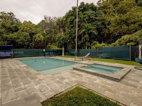 8290 Sunset Dr, Miami FL 33143