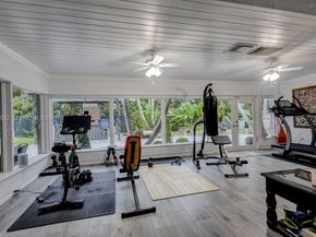 8290 Sunset Dr, Miami FL 33143