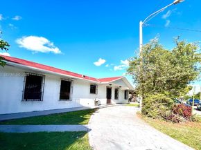 598 SW 121st Ave, Miami FL 33184