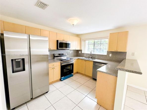 14116 SW 260th St 105, Homestead FL 33032