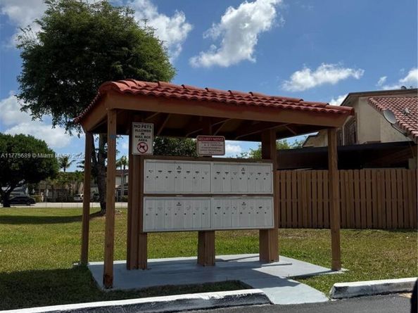 13464 SW 11th Ter, Miami FL 33184