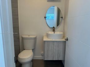 2206 Simms St, Hollywood FL 33020