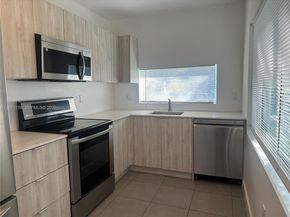 2206 Simms St, Hollywood FL 33020