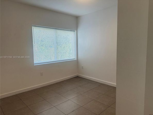 2206 Simms St, Hollywood FL 33020