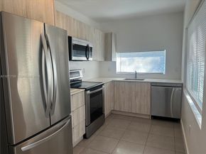 2206 Simms St, Hollywood FL 33020