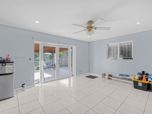 14420 SW 74th St, Miami FL 33183