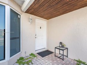 14420 SW 74th St, Miami FL 33183